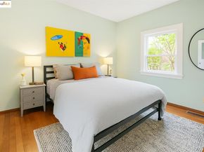 1130 Derby St, Berkeley CA 94702