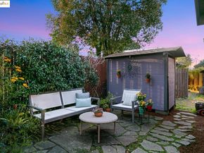 1130 Derby St, Berkeley CA 94702