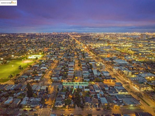 1130 Derby St, Berkeley CA 94702