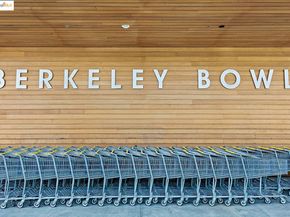 1130 Derby St, Berkeley CA 94702