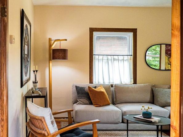 1130 Derby St, Berkeley CA 94702