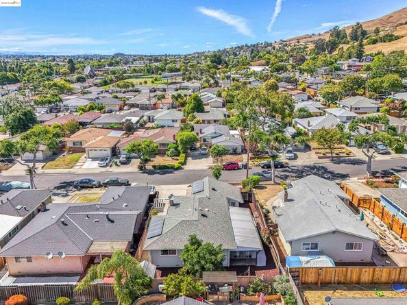 589 Evangeline Way, Hayward CA 94544