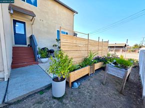 940 Lucas Ave, Richmond CA 94801