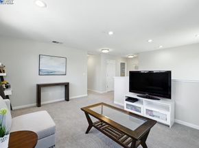 345 Ronan Ave, Gilroy CA 95020