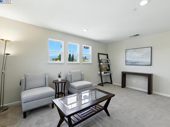 345 Ronan Ave, Gilroy CA 95020