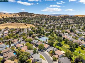 1241 Morning Glory Dr, Concord CA 94521
