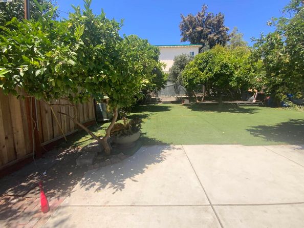 2309 High St, Oakland CA 94601