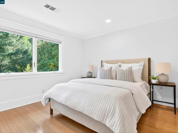 1206 Rimer Dr, Moraga CA 94556