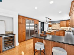 1206 Rimer Dr, Moraga CA 94556