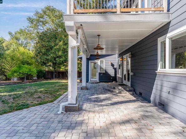 1206 Rimer Dr, Moraga CA 94556