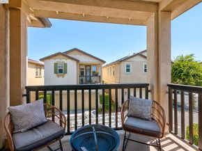 1513 Sylvia St, Hayward CA 94545
