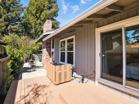 102 Rolling Green Cir, Pleasant Hill CA 94523