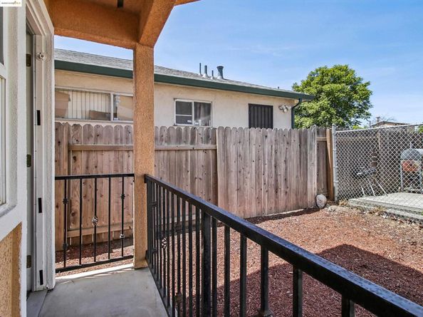 2137 94Th Ave, Oakland CA 94603