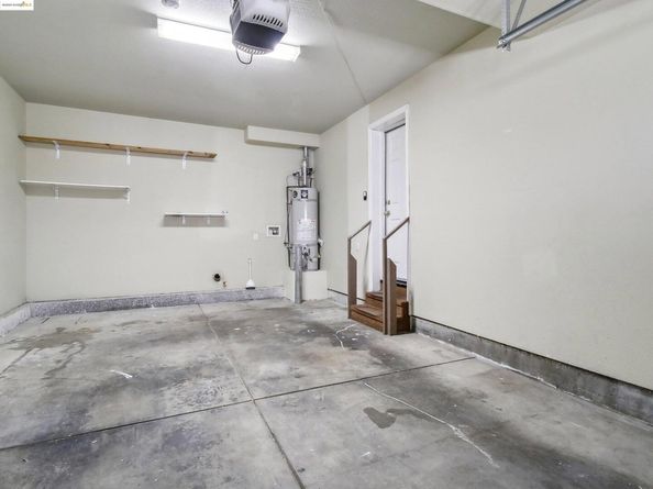 2137 94Th Ave, Oakland CA 94603