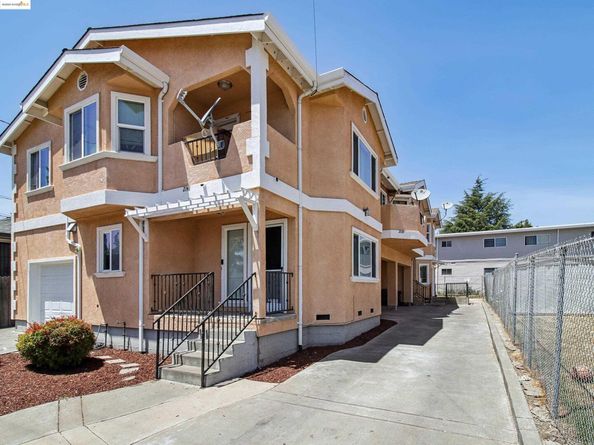 2137 94Th Ave, Oakland CA 94603