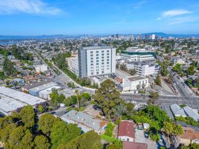 1916 E 30Th St, Oakland CA 94606
