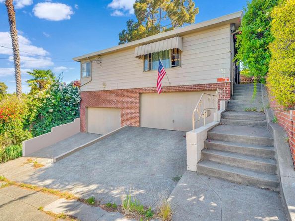 1916 E 30Th St, Oakland CA 94606