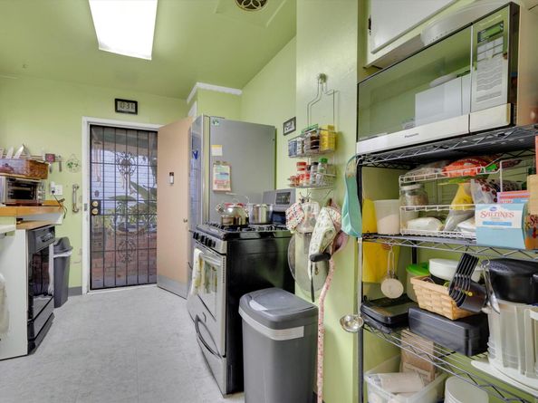 1916 E 30Th St, Oakland CA 94606