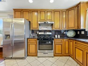 2593 62Nd Ave, Oakland CA 94605