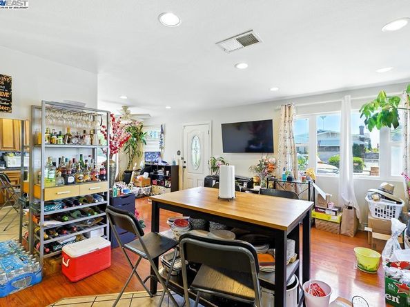 2593 62Nd Ave, Oakland CA 94605