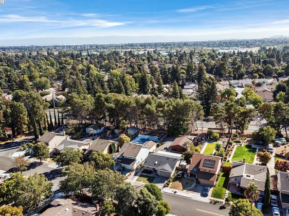 36055 Easterday Way, Fremont CA 94536