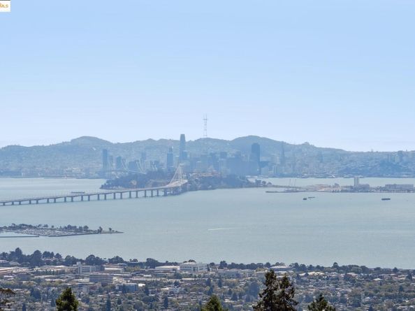 120 Hill Rd, Berkeley CA 94708