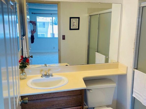 2585 El Portal Dr C, San Pablo CA 94806