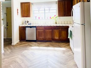 2585 El Portal Dr C, San Pablo CA 94806