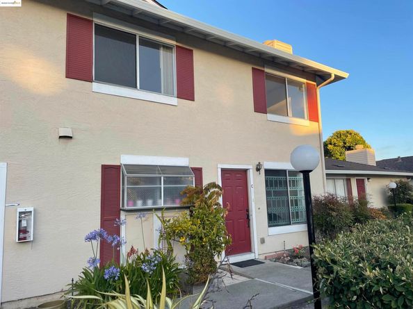 2585 El Portal Dr C, San Pablo CA 94806
