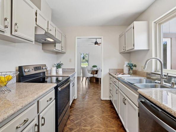 3350 Fir Ave, Alameda CA 94502