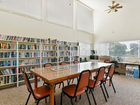 3350 Fir Ave, Alameda CA 94502