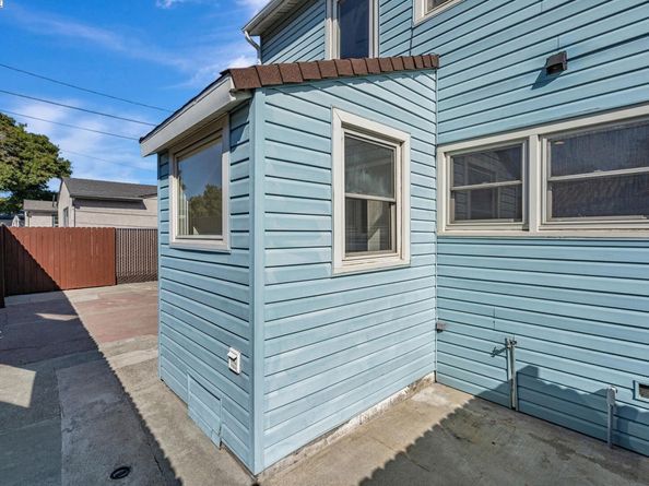 2101 West Avenue 136th, San Leandro CA 94577