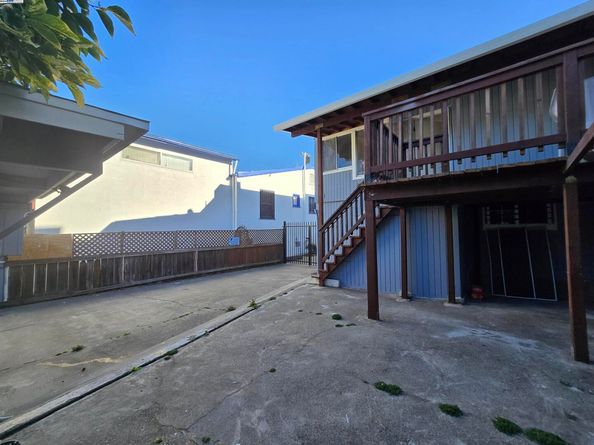 2954 Delaware St, Oakland CA 94602