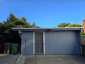 2954 Delaware St, Oakland CA 94602