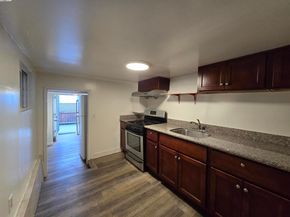 2954 Delaware St, Oakland CA 94602