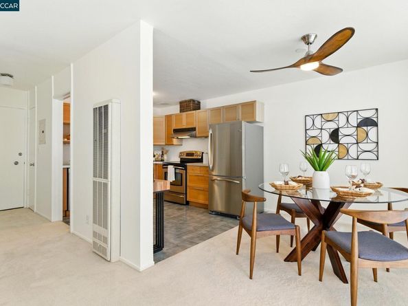 193 Montecito 303, Oakland CA 94607