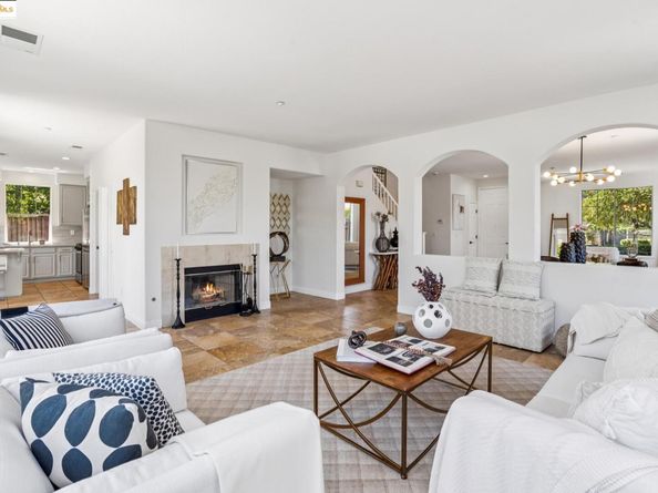 35180 Mount Whitney Ter, Fremont CA 94536