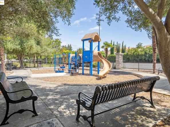 35180 Mount Whitney Ter, Fremont CA 94536