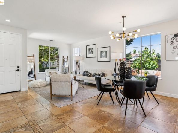 35180 Mount Whitney Ter, Fremont CA 94536