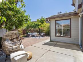 35180 Mount Whitney Ter, Fremont CA 94536