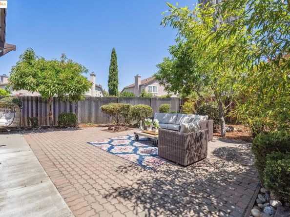 35180 Mount Whitney Ter, Fremont CA 94536