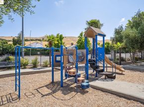 35180 Mount Whitney Ter, Fremont CA 94536