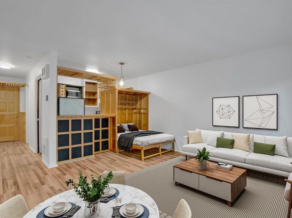 425 Orange St 210, Oakland CA 94610