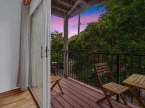 425 Orange St 210, Oakland CA 94610