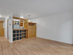 425 Orange St 210, Oakland CA 94610