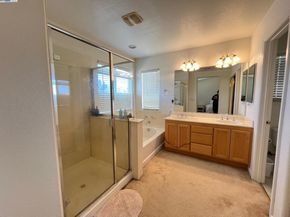 769 Bartlett Ave, Hayward CA 94541