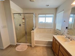 769 Bartlett Ave, Hayward CA 94541