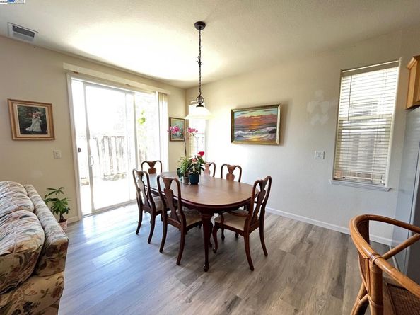 769 Bartlett Ave, Hayward CA 94541