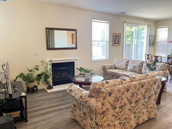 769 Bartlett Ave, Hayward CA 94541