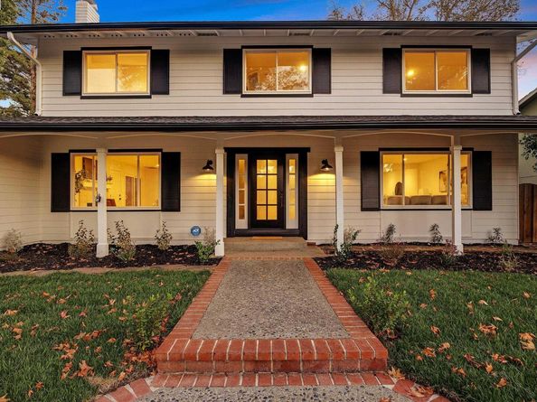 50 E Leeds Ct, Danville CA 94526